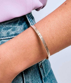 GOLD BRACELET