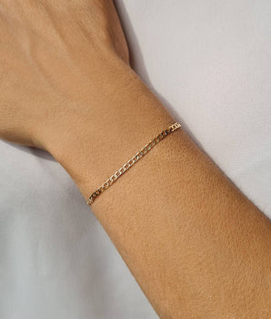 GOLD CHILDRENS BRACELET