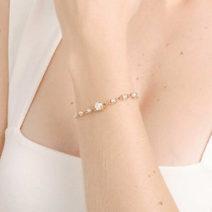 GOLD NEW BEGINNINGS BRACELET