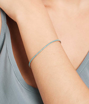 GOLD DAY BREAK BRACELET IN LIGHT BLUE