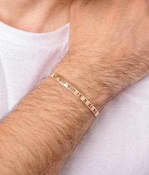 GOLD MEN'S ROMAN NUMERALS CUFF BRACELET