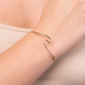 GOLD WAVE SKINNY CUFF BRACELET