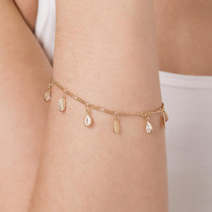 GOLD ELEGANCE DROP BRACELET