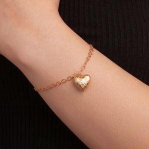 GOLD TEXTURED HEART BRACELET