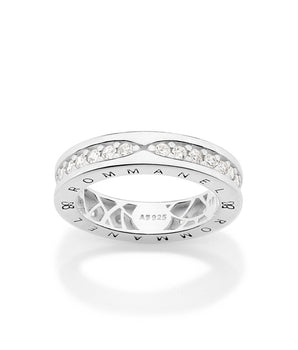 SILVER 925 ESSENTIAL STUDDED RING
