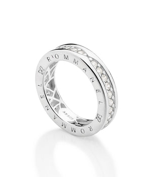 SILVER 925 ESSENTIAL STUDDED RING