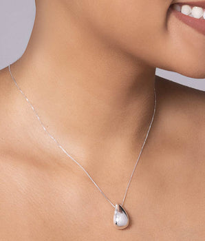 SILVER CHAIN WITH ZIRCONIA