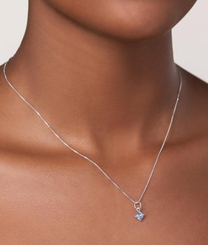 SILVER 925 LIGHT BLUE ESSENTIAL NECKLACE